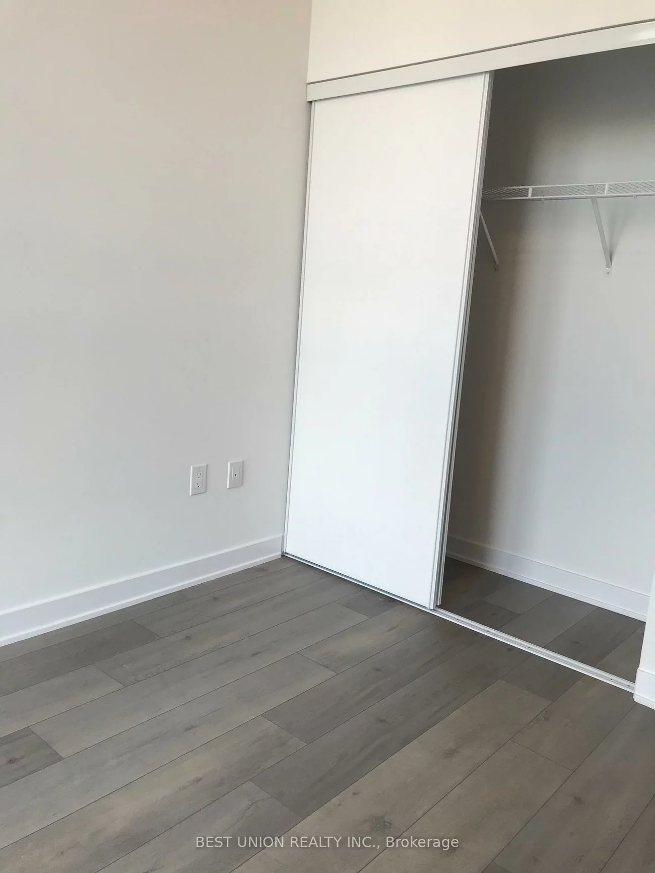 10, Honeycrisp, Vaughan Corporate Centre, Vaughan