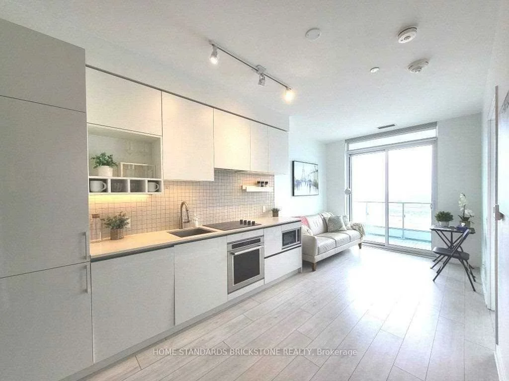 950, Portage, Vaughan Corporate Centre, Vaughan