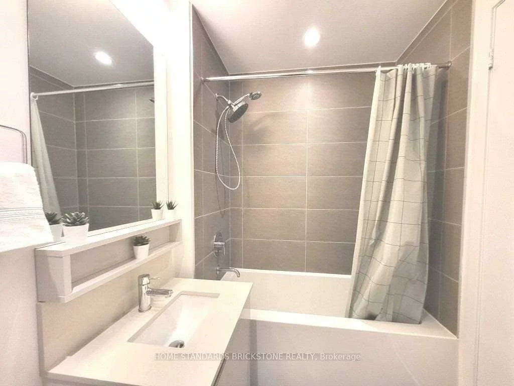 950, Portage, Vaughan Corporate Centre, Vaughan