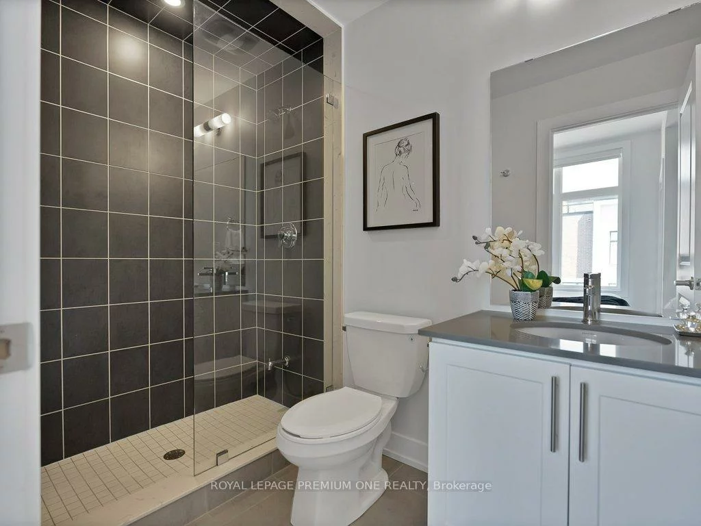 9560, Islington, Sonoma Heights, Vaughan