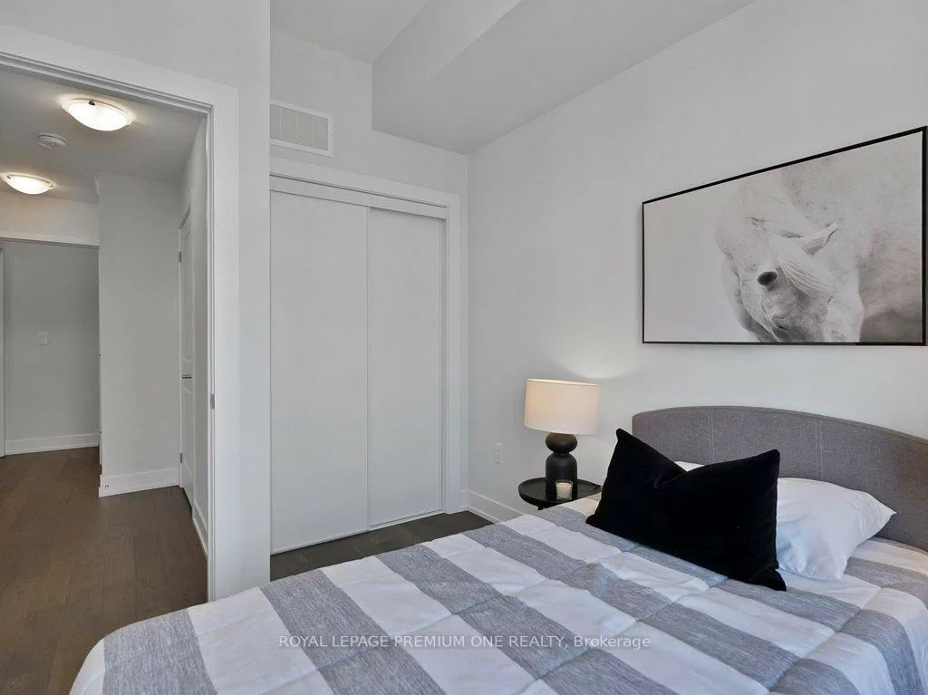 9560, Islington, Sonoma Heights, Vaughan