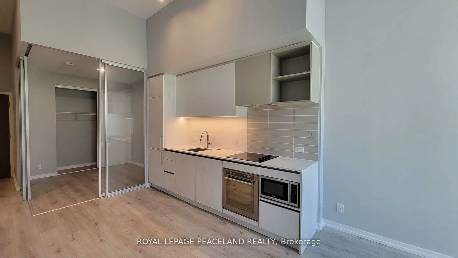 7890, Jane, Vaughan Corporate Centre, Vaughan