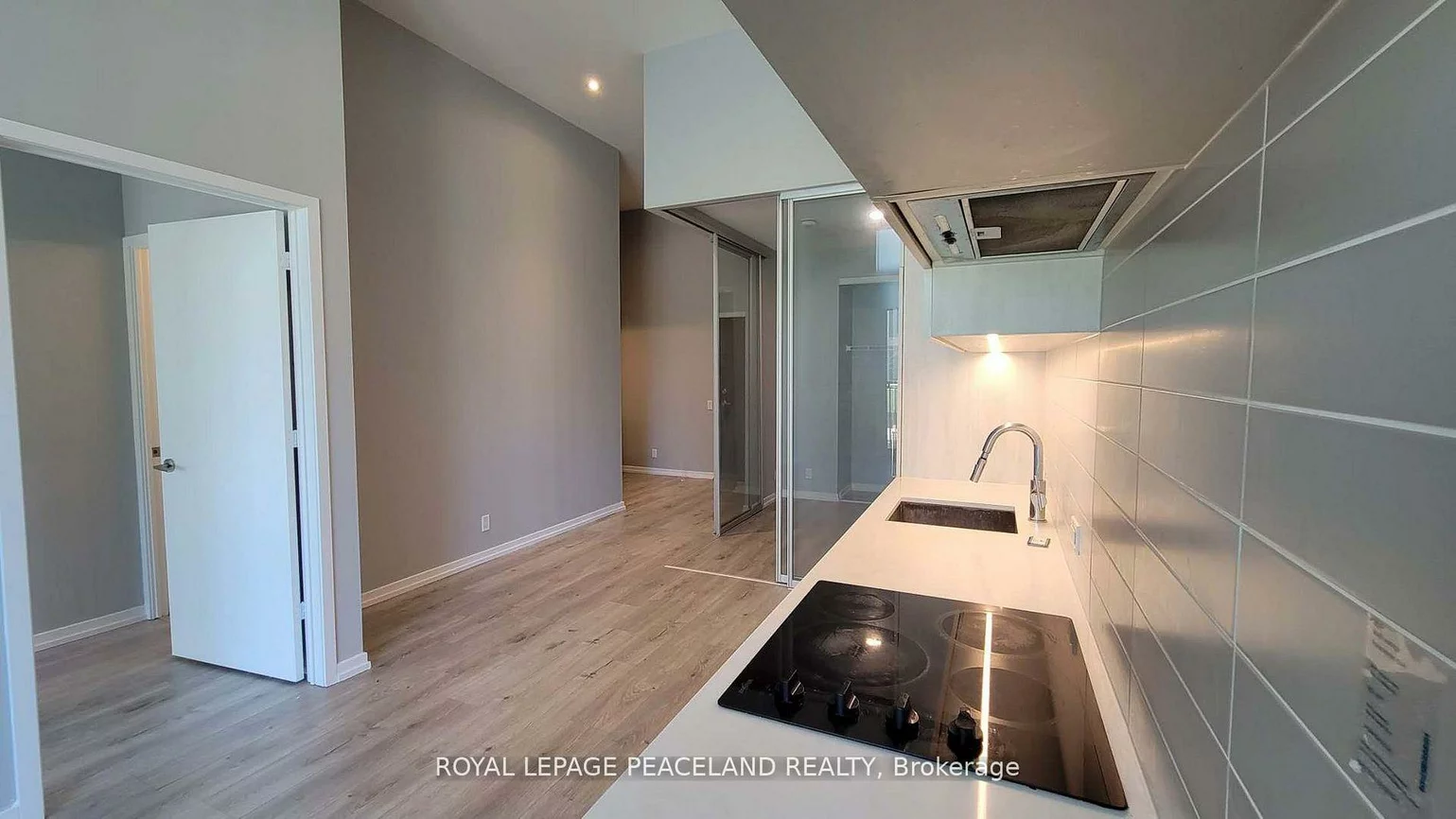 7890, Jane, Vaughan Corporate Centre, Vaughan