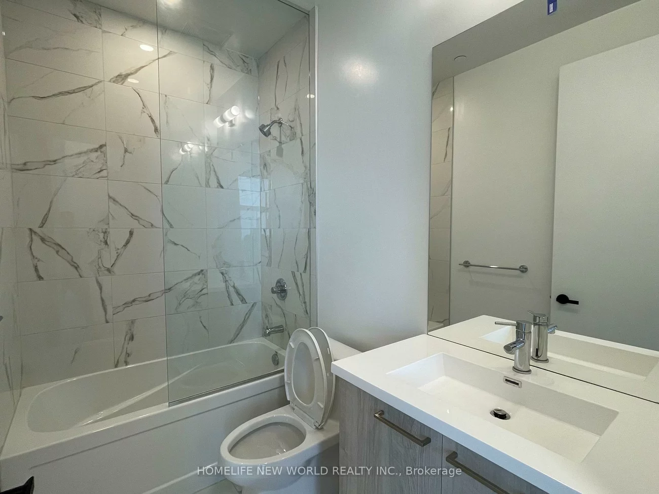 225, commerce, Vaughan Corporate Centre, Vaughan