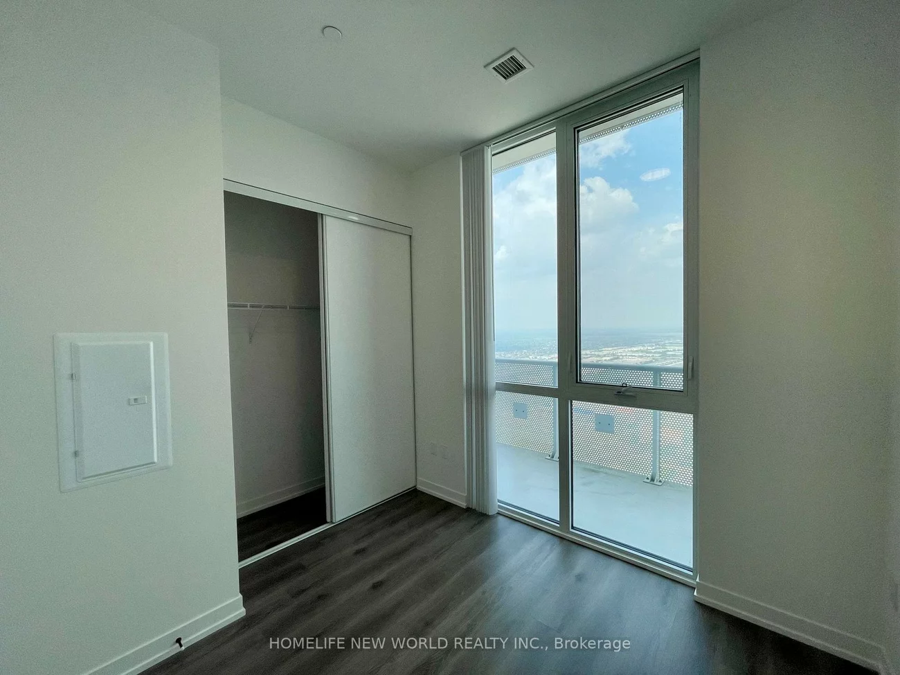 225, commerce, Vaughan Corporate Centre, Vaughan