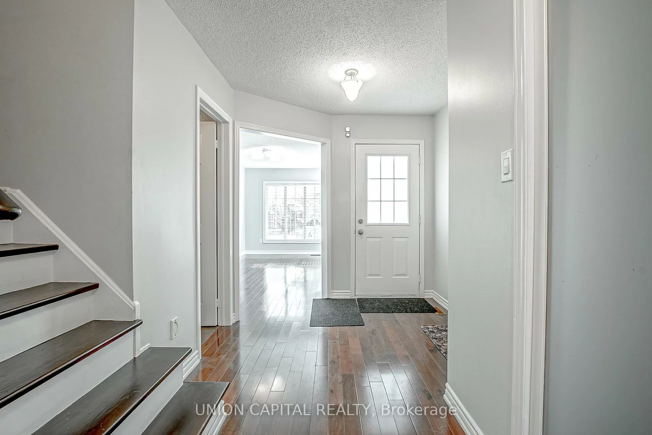 123, Pinedale, East Woodbridge, Vaughan