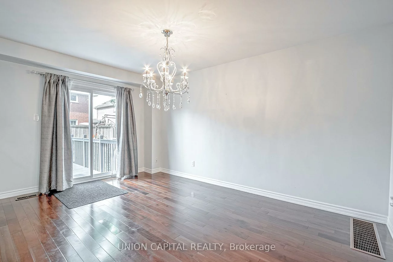 123, Pinedale, East Woodbridge, Vaughan