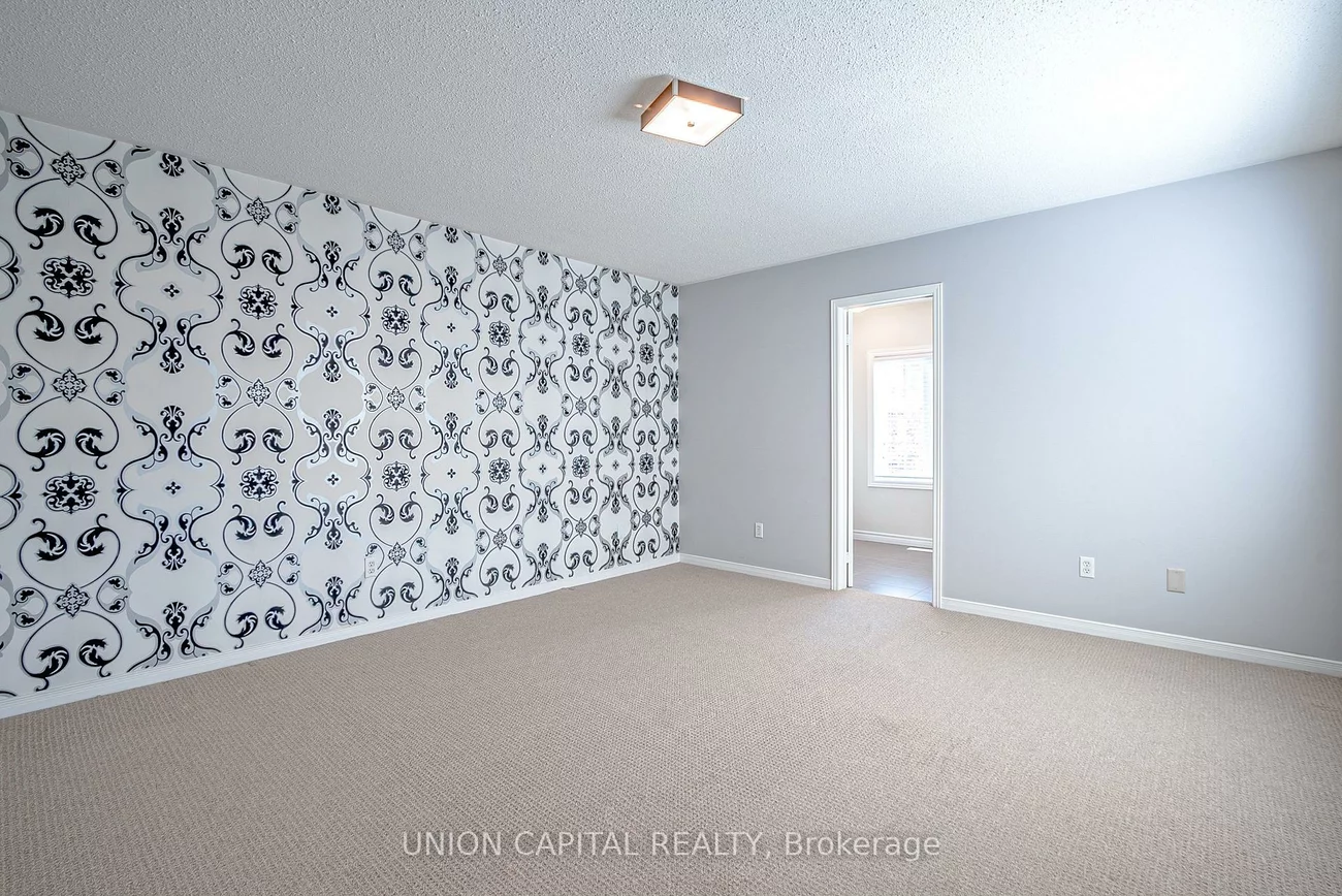 123, Pinedale, East Woodbridge, Vaughan