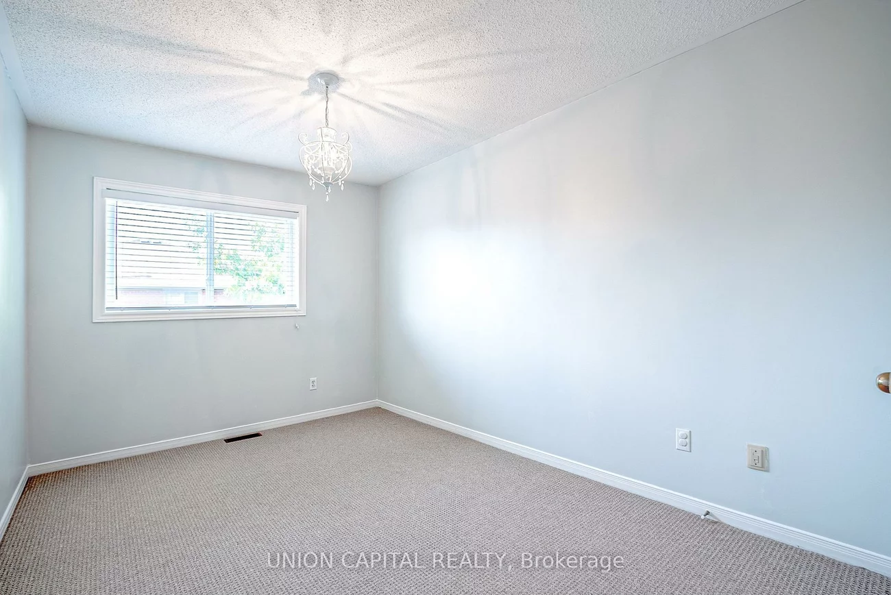 123, Pinedale, East Woodbridge, Vaughan