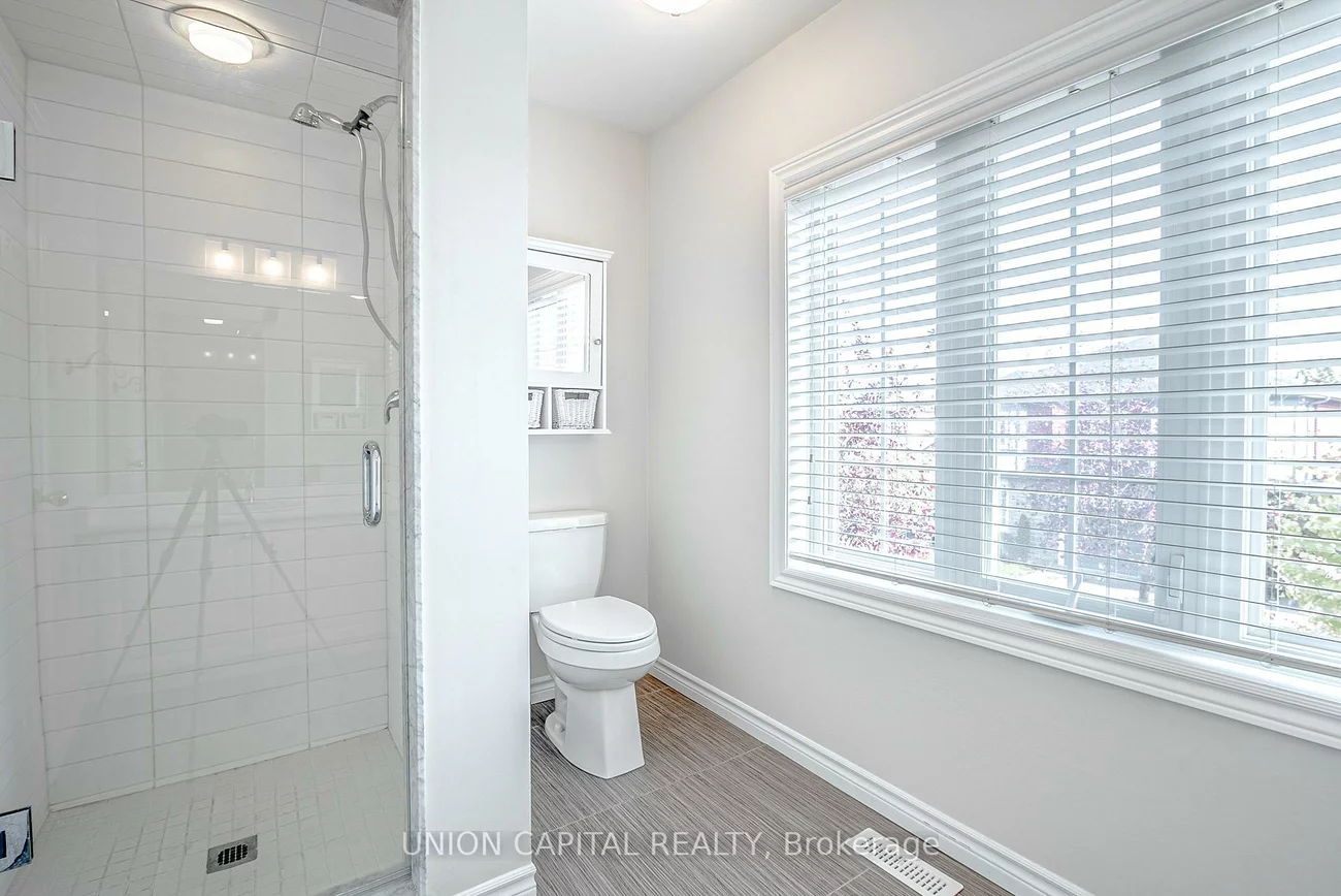 123, Pinedale, East Woodbridge, Vaughan