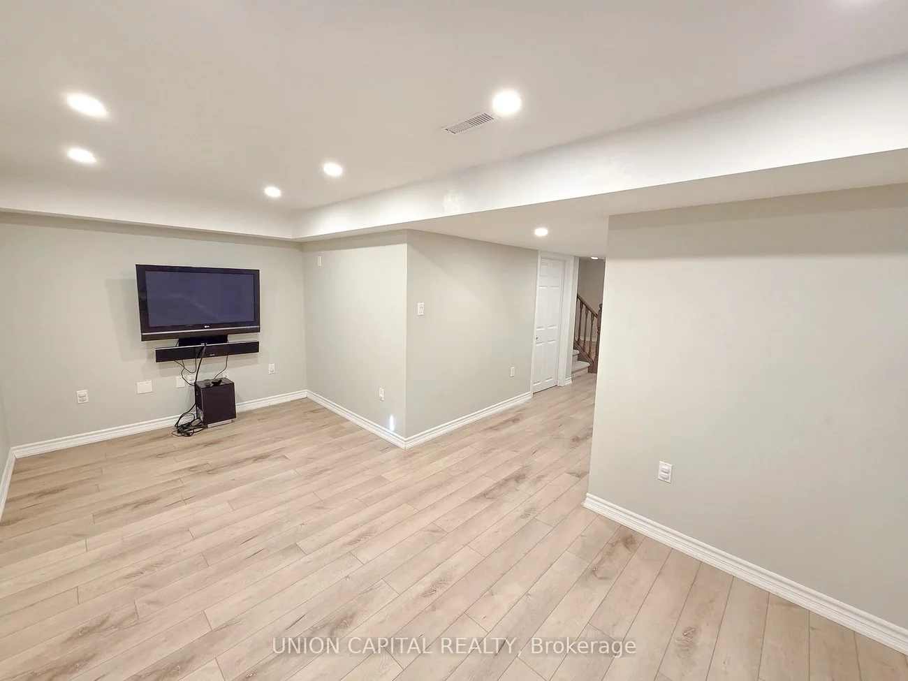 123, Pinedale, East Woodbridge, Vaughan