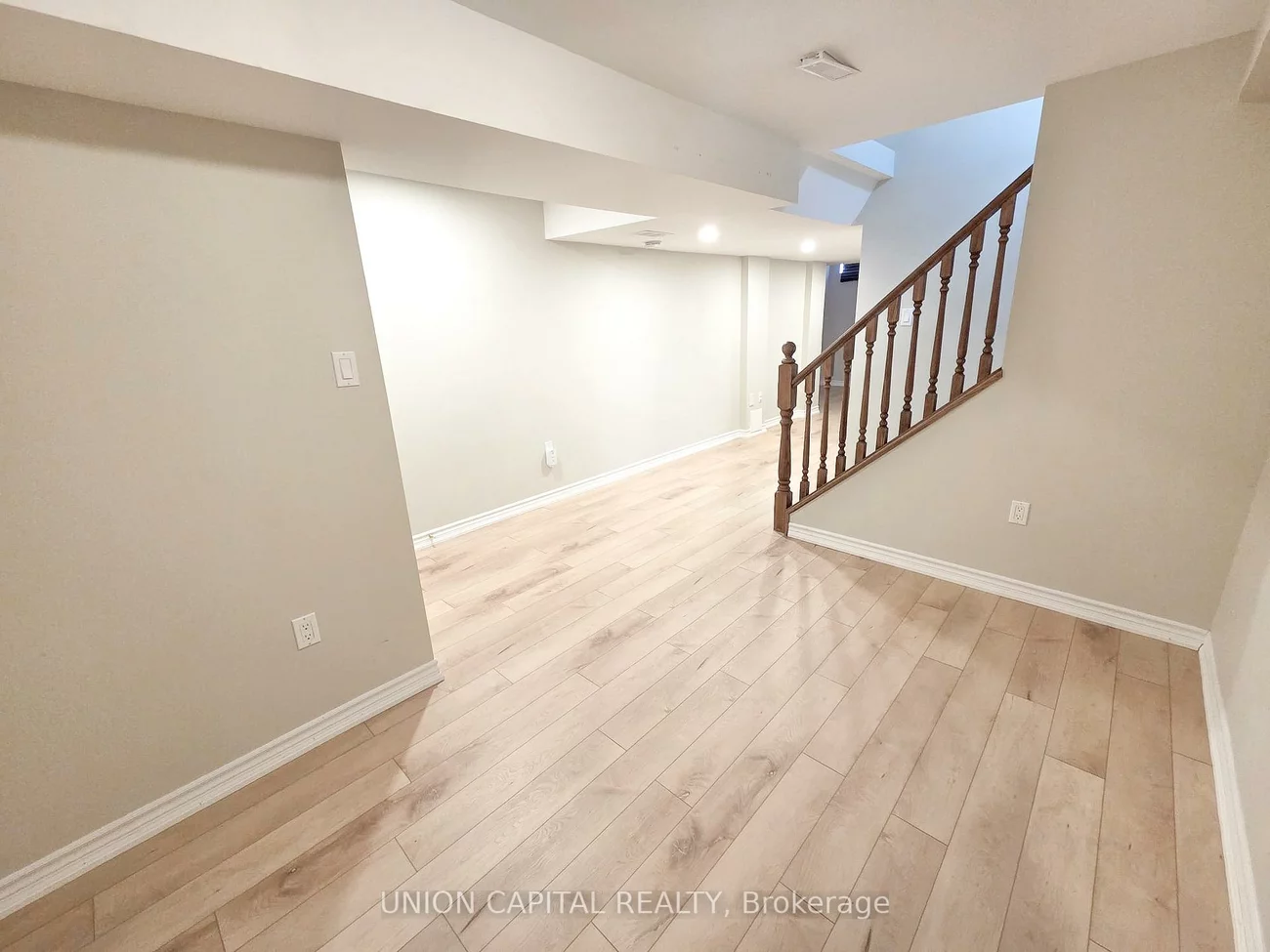 123, Pinedale, East Woodbridge, Vaughan