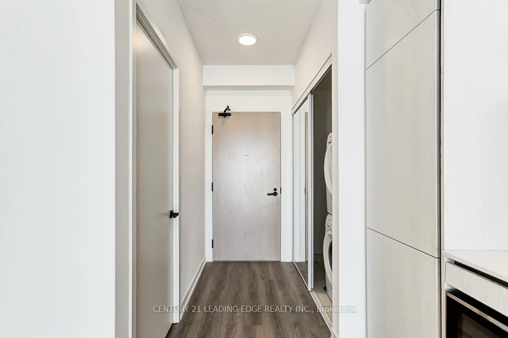 8, Interchange, Vaughan Corporate Centre, Vaughan