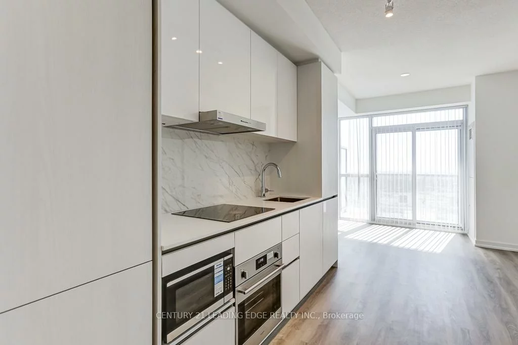 8, Interchange, Vaughan Corporate Centre, Vaughan