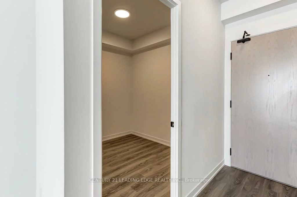 8, Interchange, Vaughan Corporate Centre, Vaughan