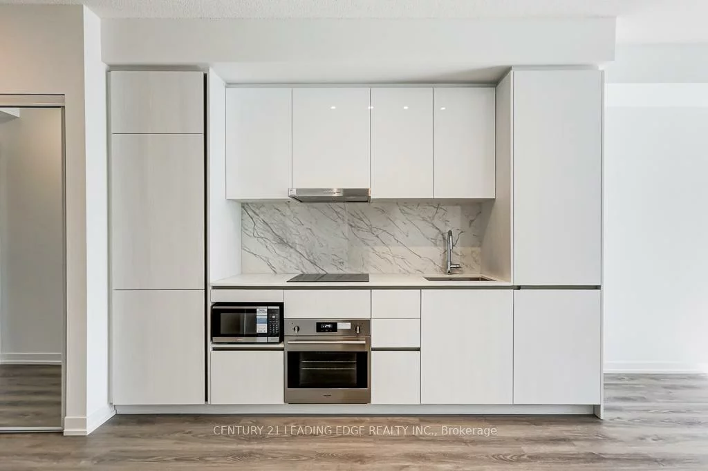 8, Interchange, Vaughan Corporate Centre, Vaughan