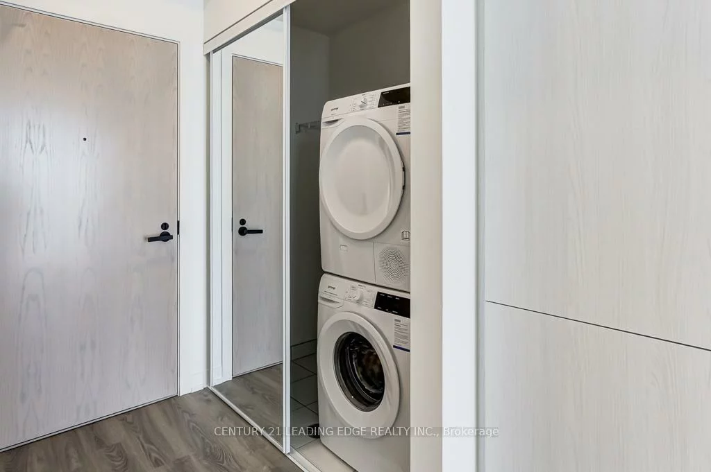 8, Interchange, Vaughan Corporate Centre, Vaughan