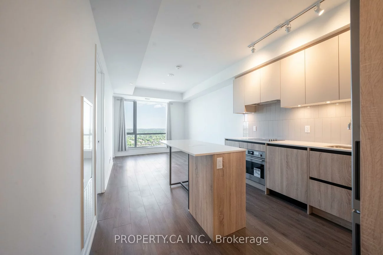 7950, Bathurst, Beverley Glen, Vaughan