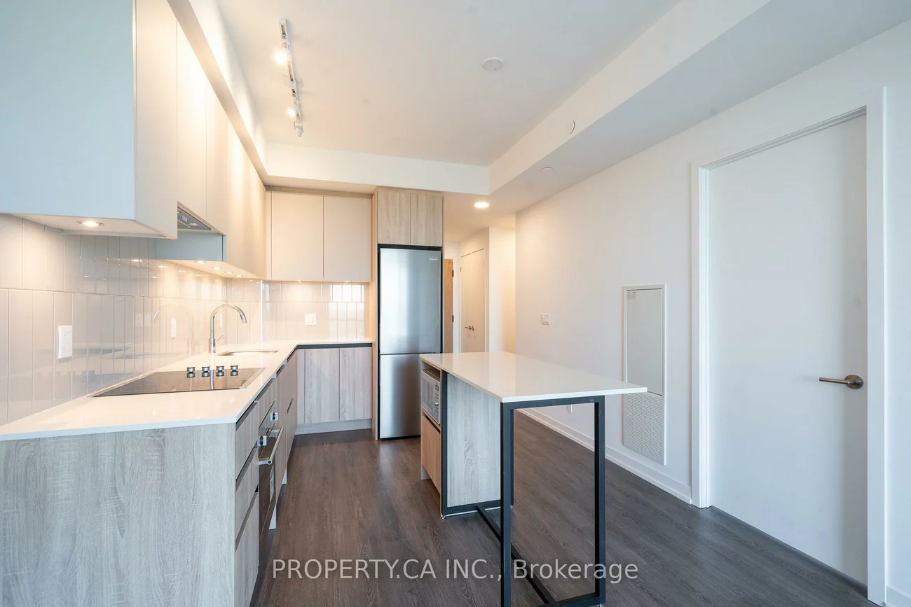 7950, Bathurst, Beverley Glen, Vaughan