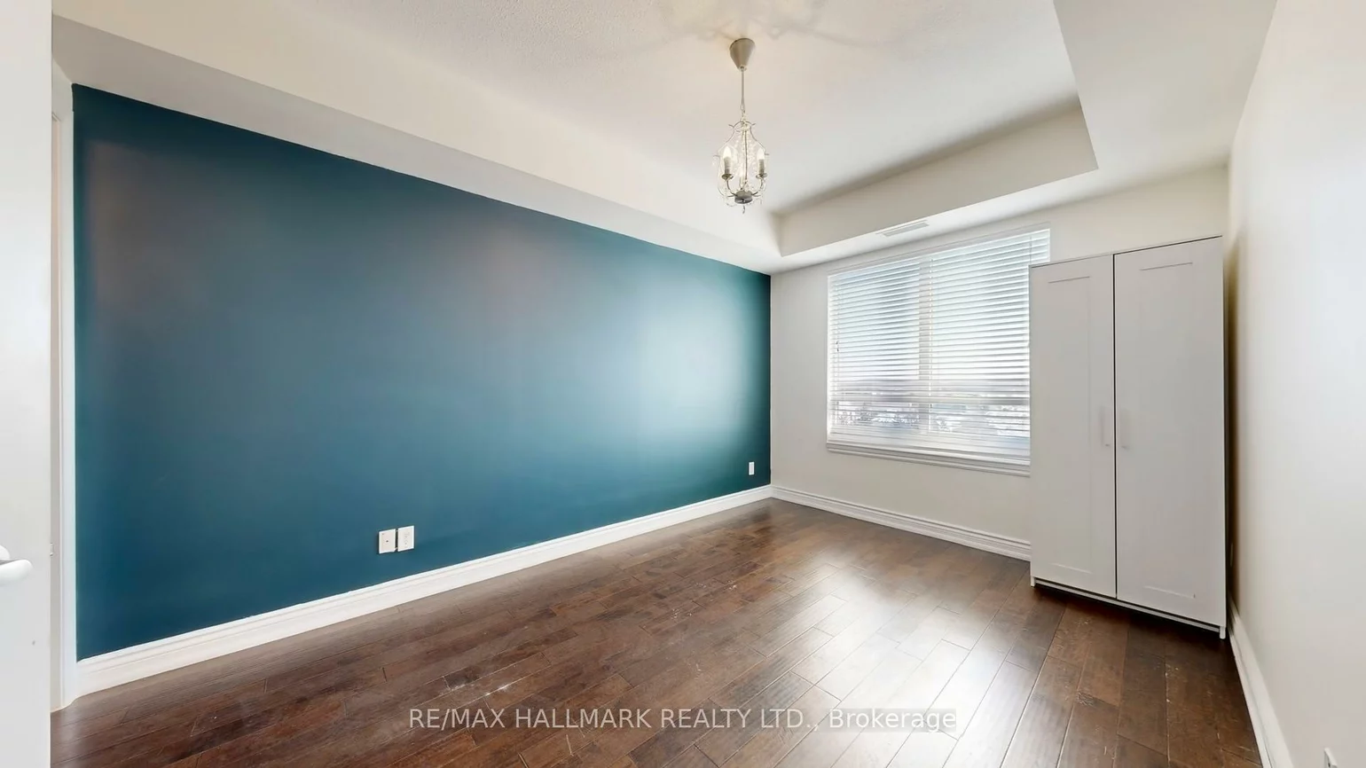 9255, Jane St, Maple, Vaughan