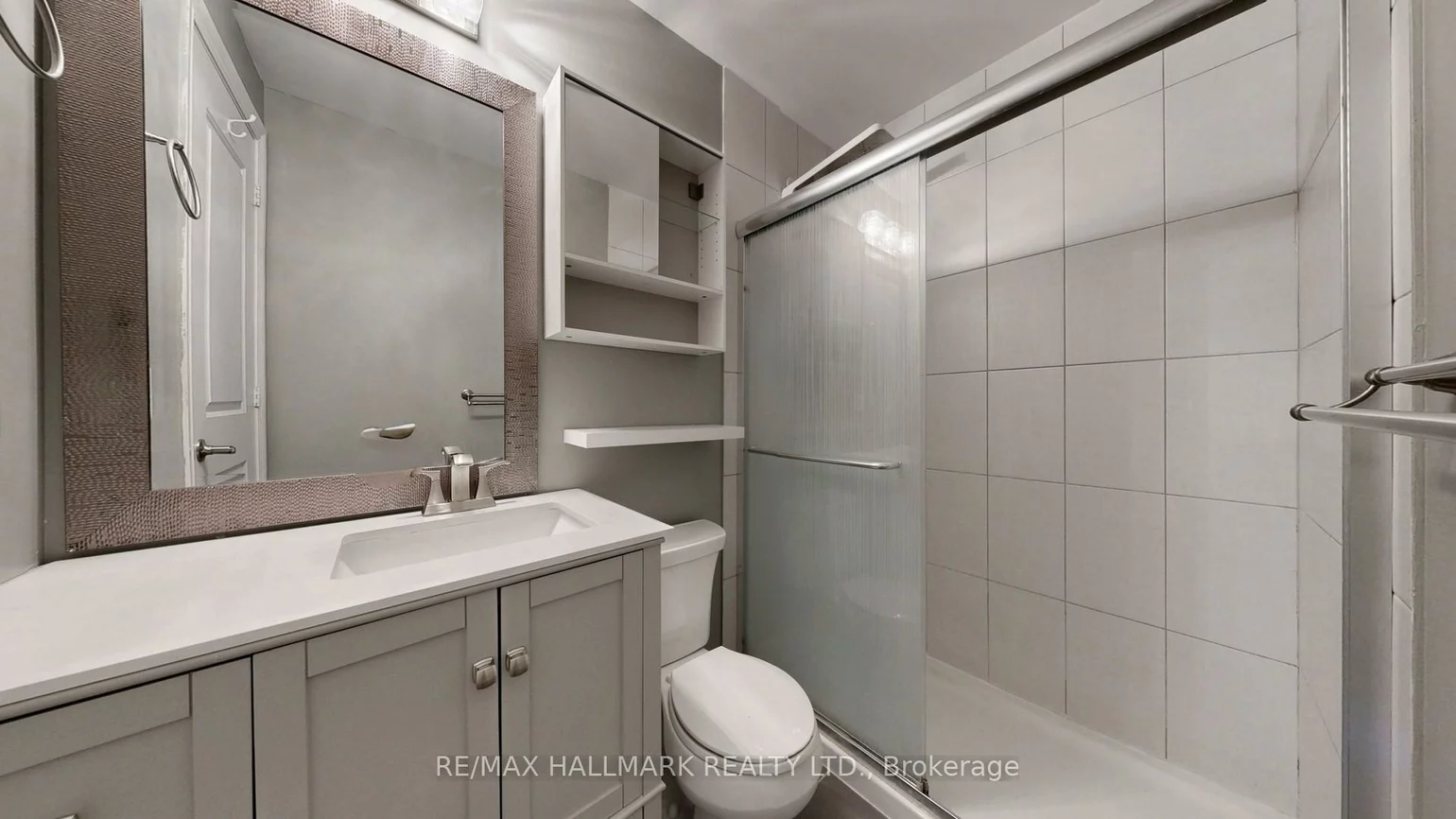 9255, Jane St, Maple, Vaughan