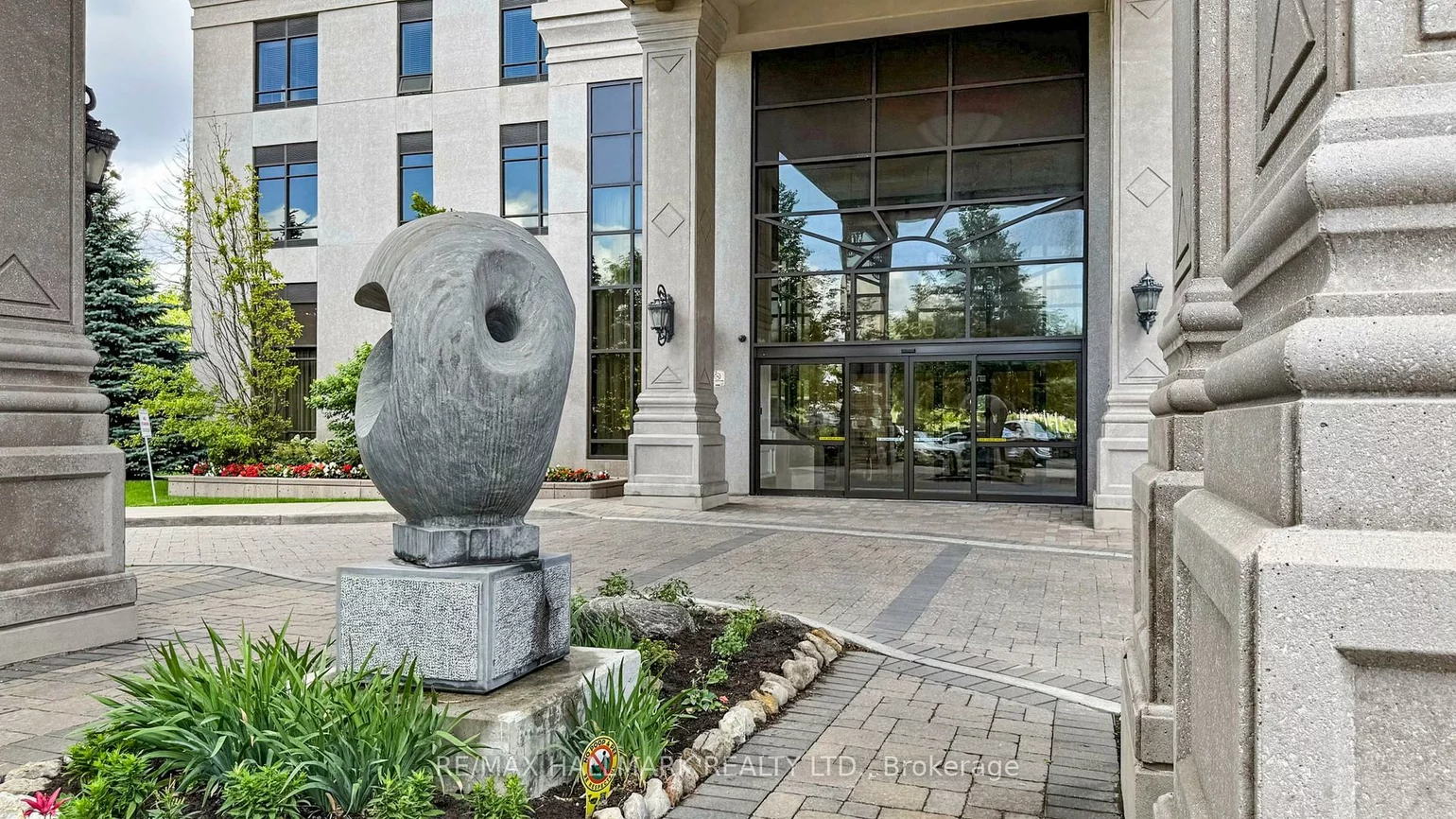 9255, Jane St, Maple, Vaughan