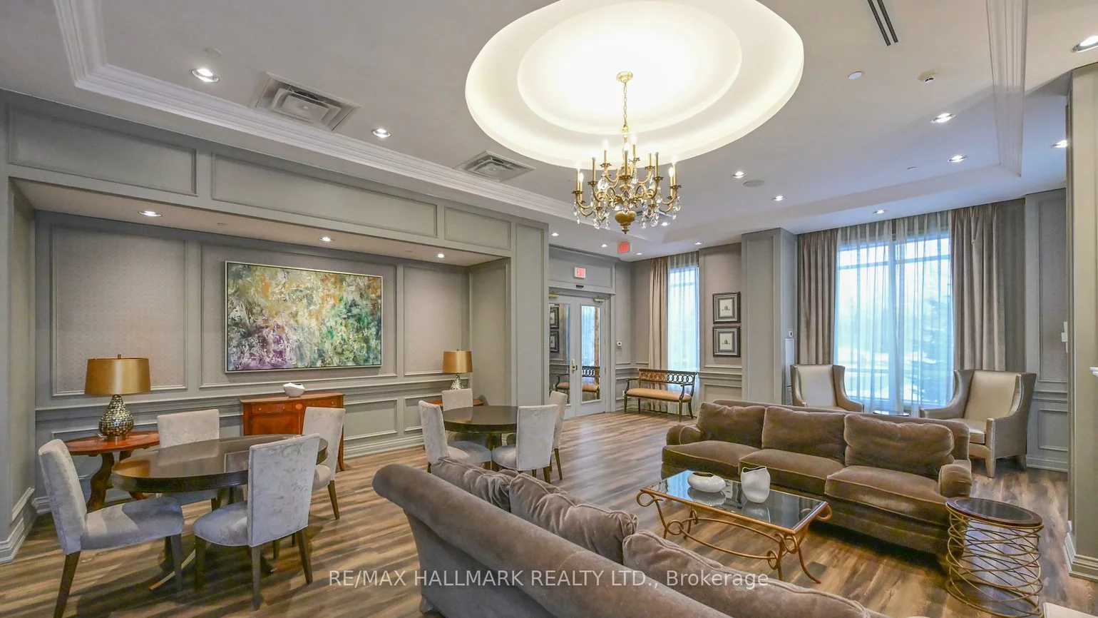 9255, Jane St, Maple, Vaughan