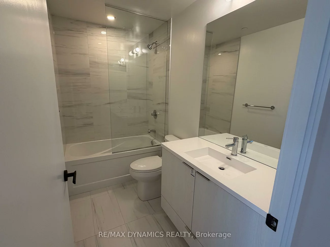 8, Interchange, Vaughan Corporate Centre, Vaughan