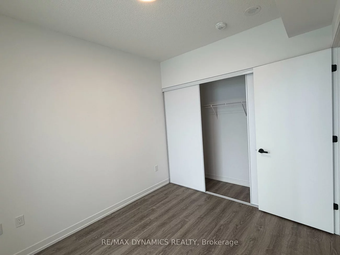 8, Interchange, Vaughan Corporate Centre, Vaughan