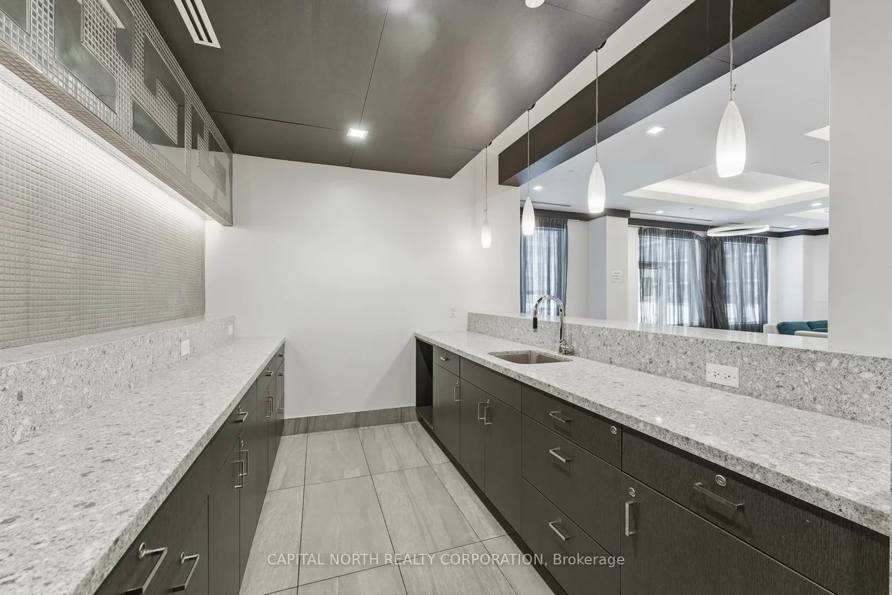 3600, Highway 7, Vaughan Corporate Centre, Vaughan