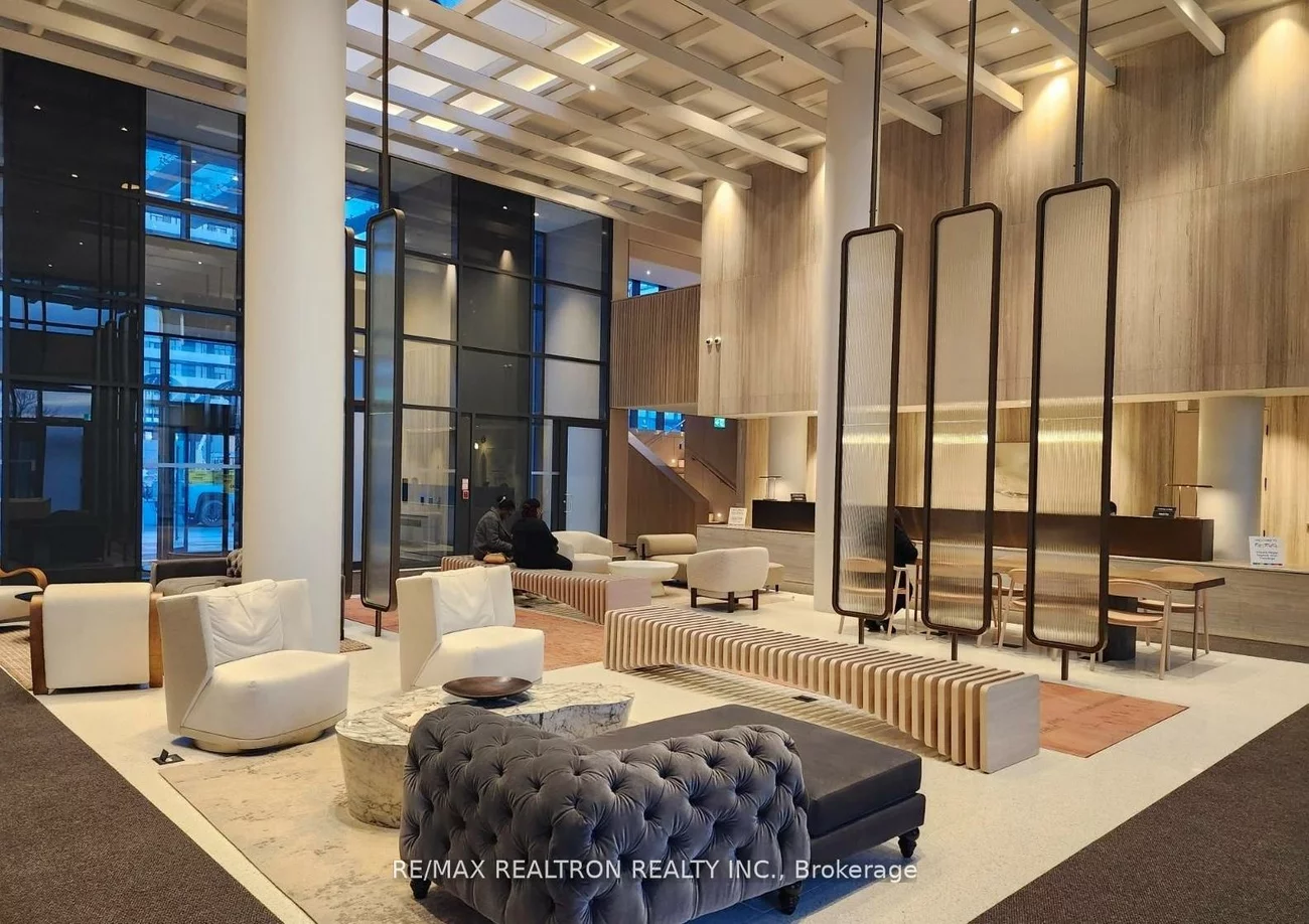 225, Commerce, Vaughan Corporate Centre, Vaughan