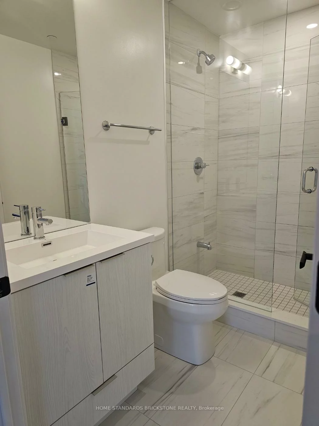 8, Interchange, Vaughan Corporate Centre, Vaughan