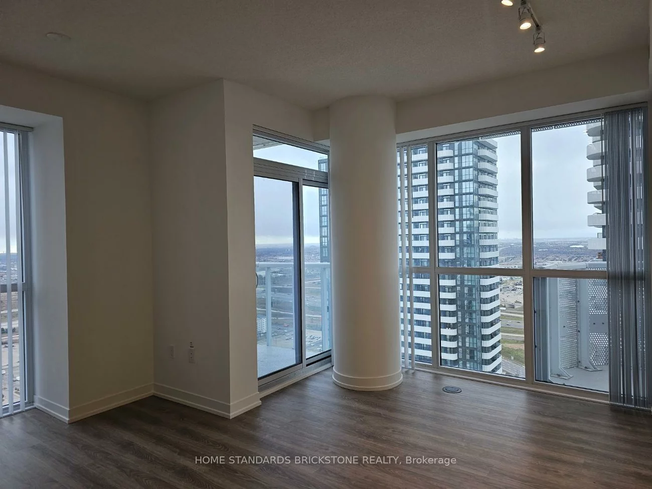 8, Interchange, Vaughan Corporate Centre, Vaughan