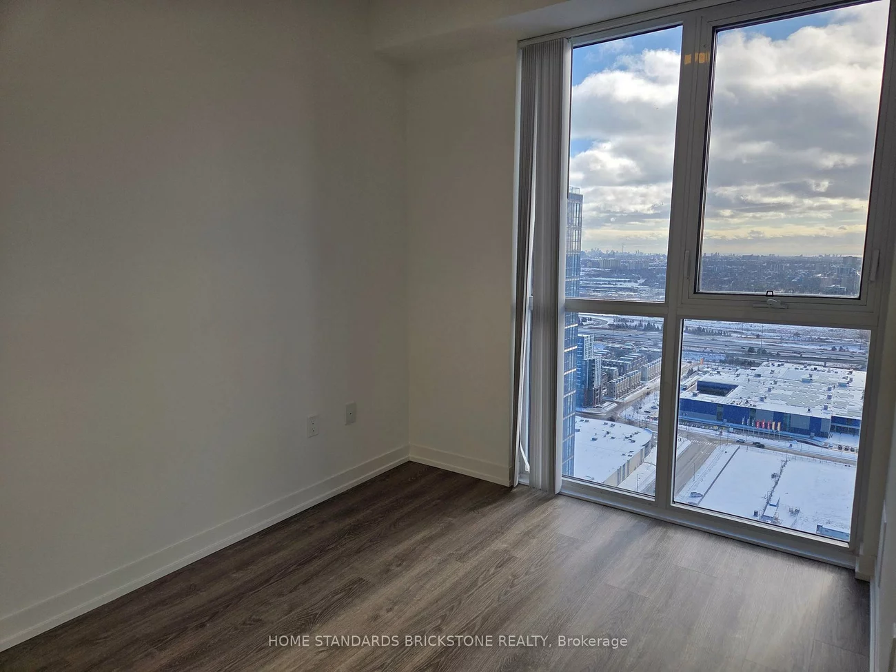 8, Interchange, Vaughan Corporate Centre, Vaughan