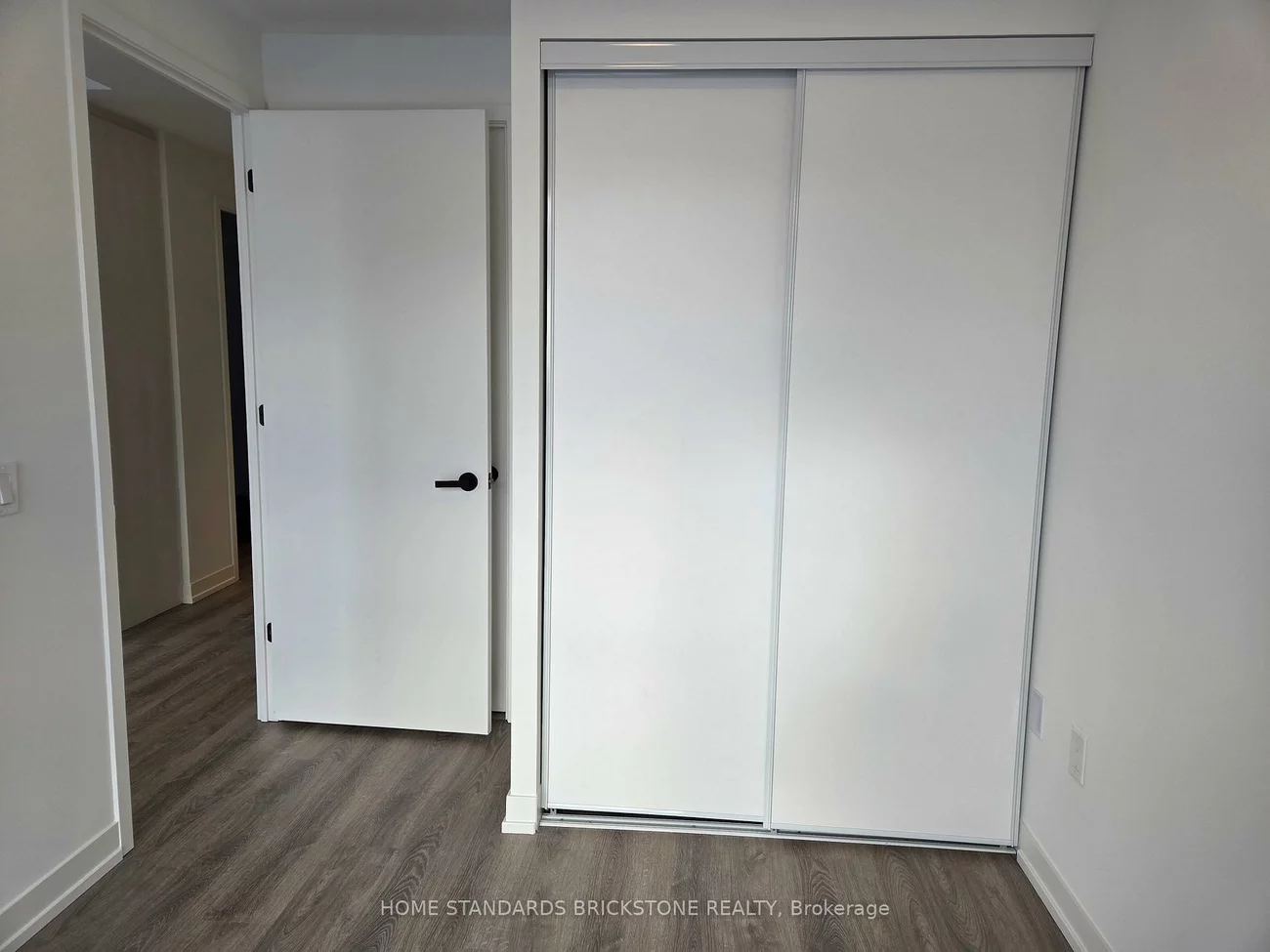 8, Interchange, Vaughan Corporate Centre, Vaughan