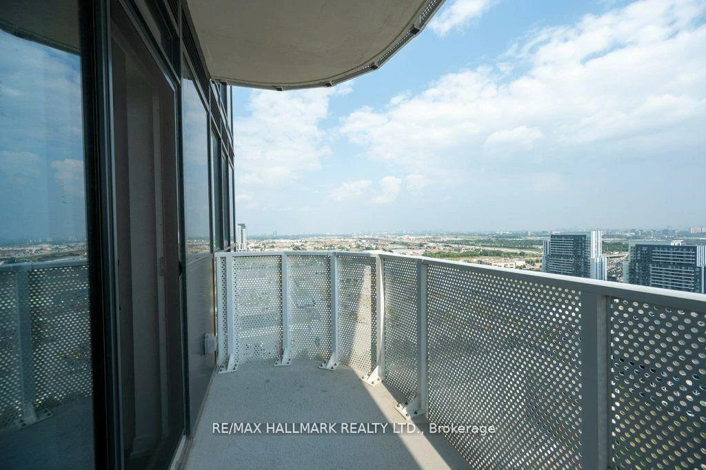 28, Interchange, Vaughan Corporate Centre, Vaughan