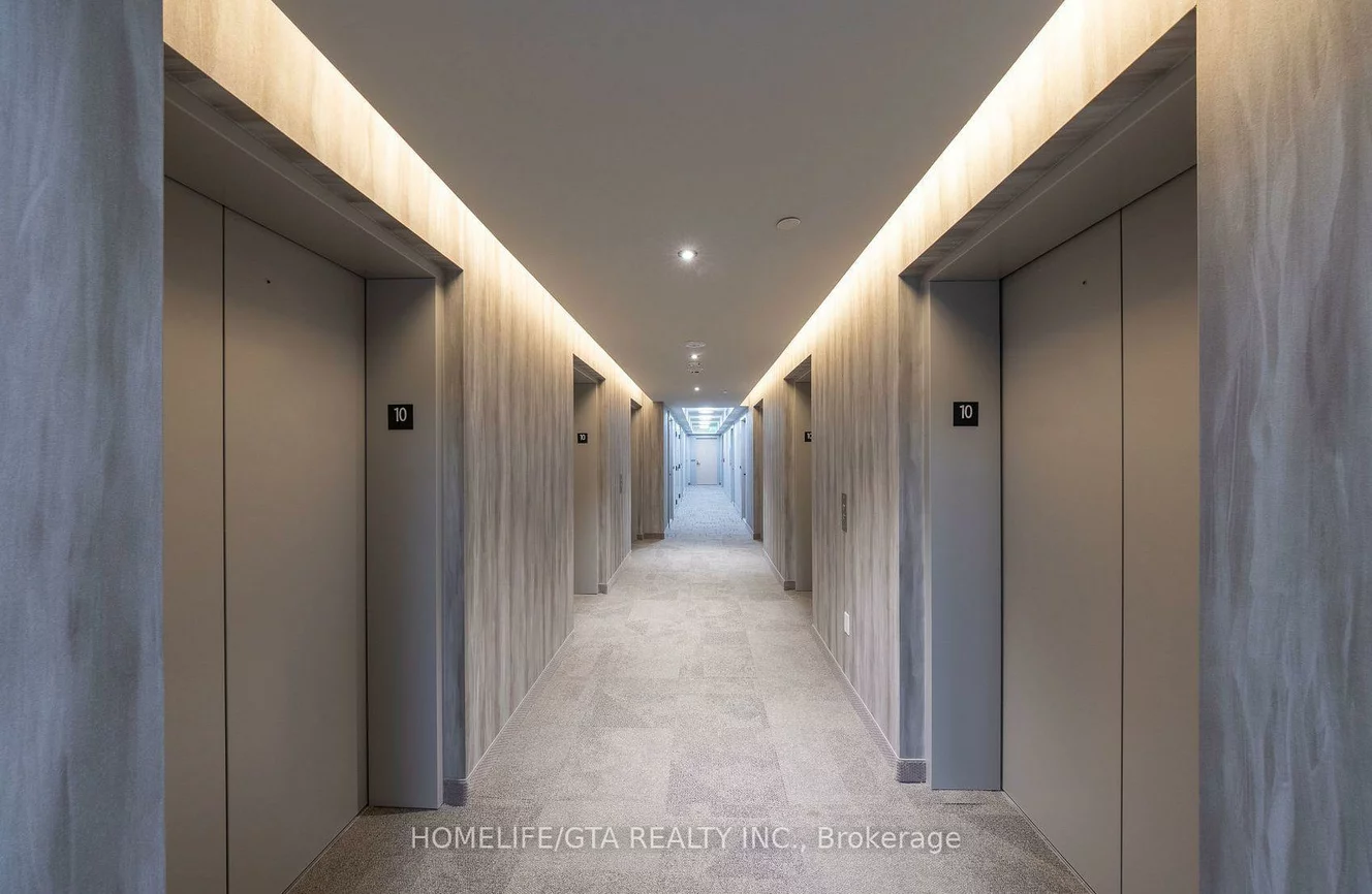 195, Commerce, Vaughan Corporate Centre, Vaughan