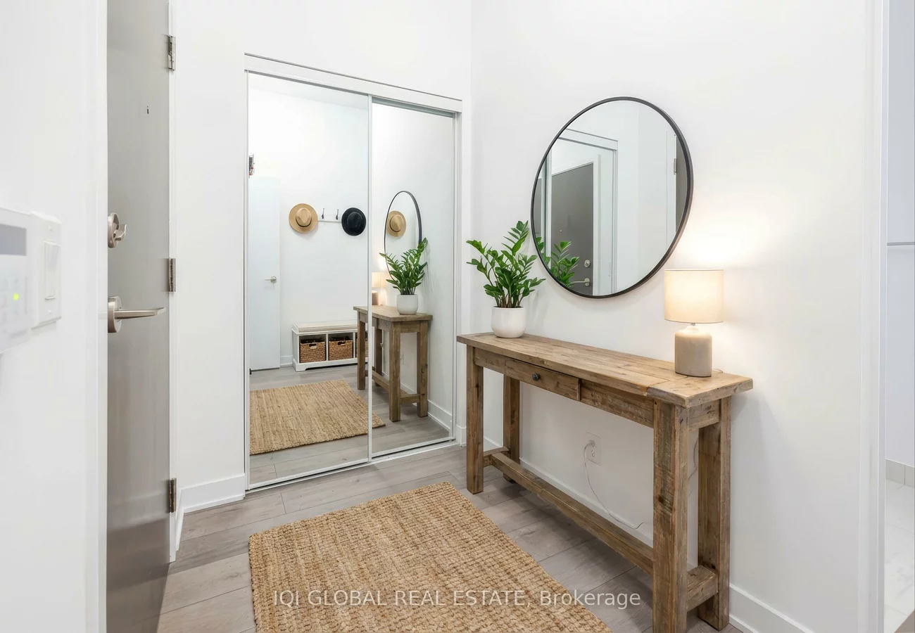 10, Honeycrisp, Vaughan Corporate Centre, Vaughan