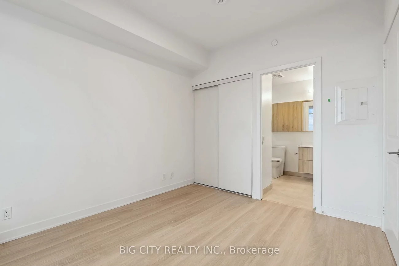 30, Upper Mall, Brownridge, Vaughan