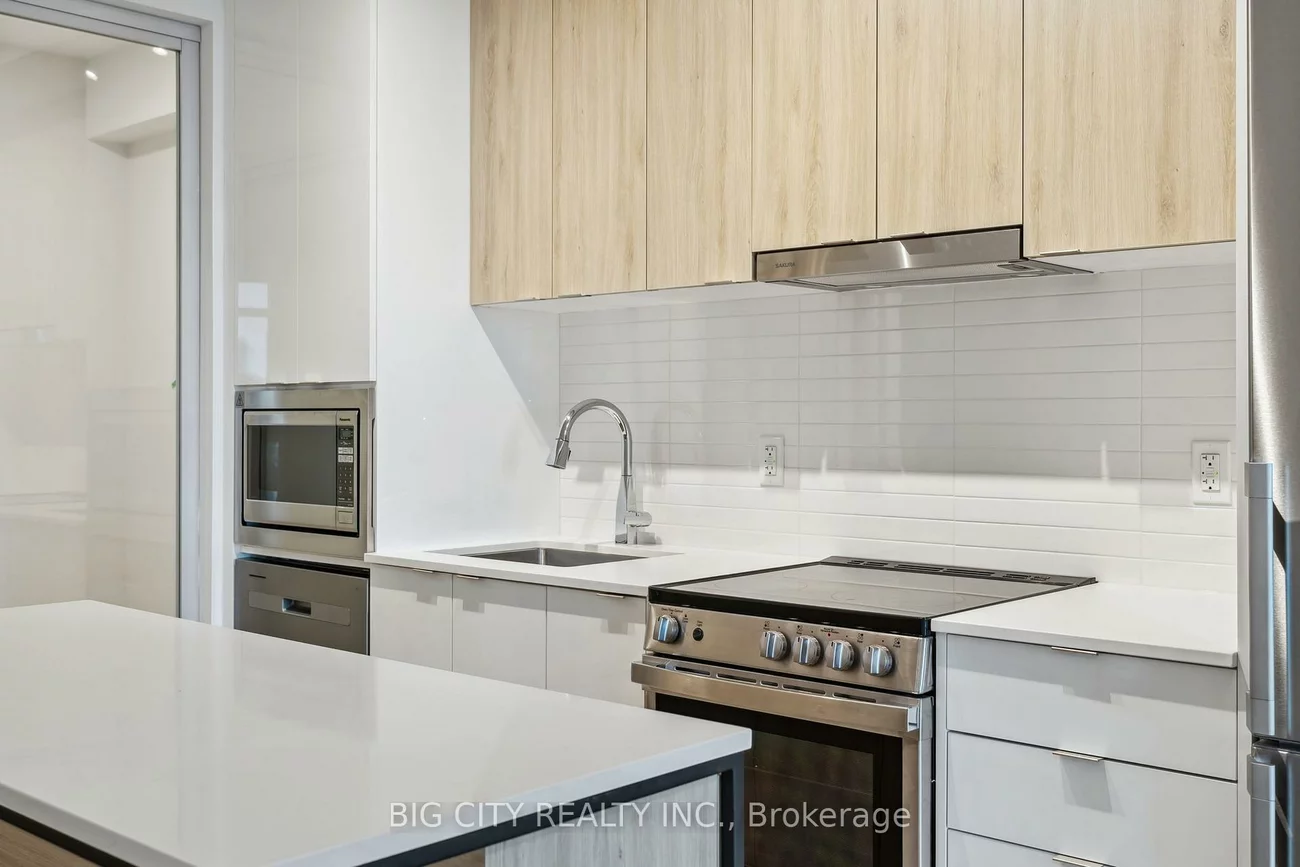 30, Upper Mall, Brownridge, Vaughan