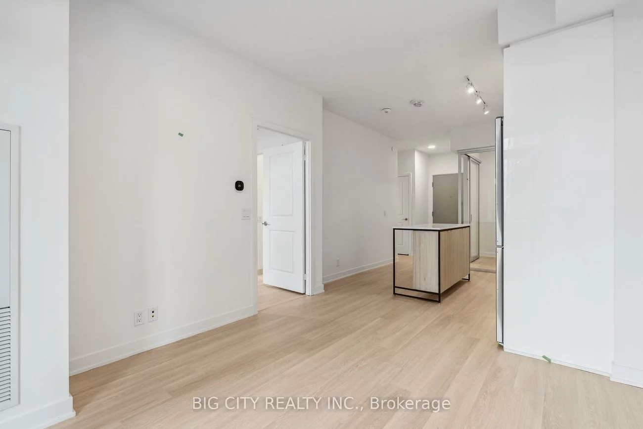 30, Upper Mall, Brownridge, Vaughan