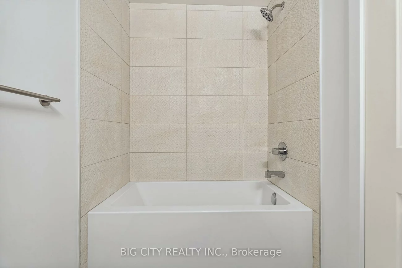 30, Upper Mall, Brownridge, Vaughan