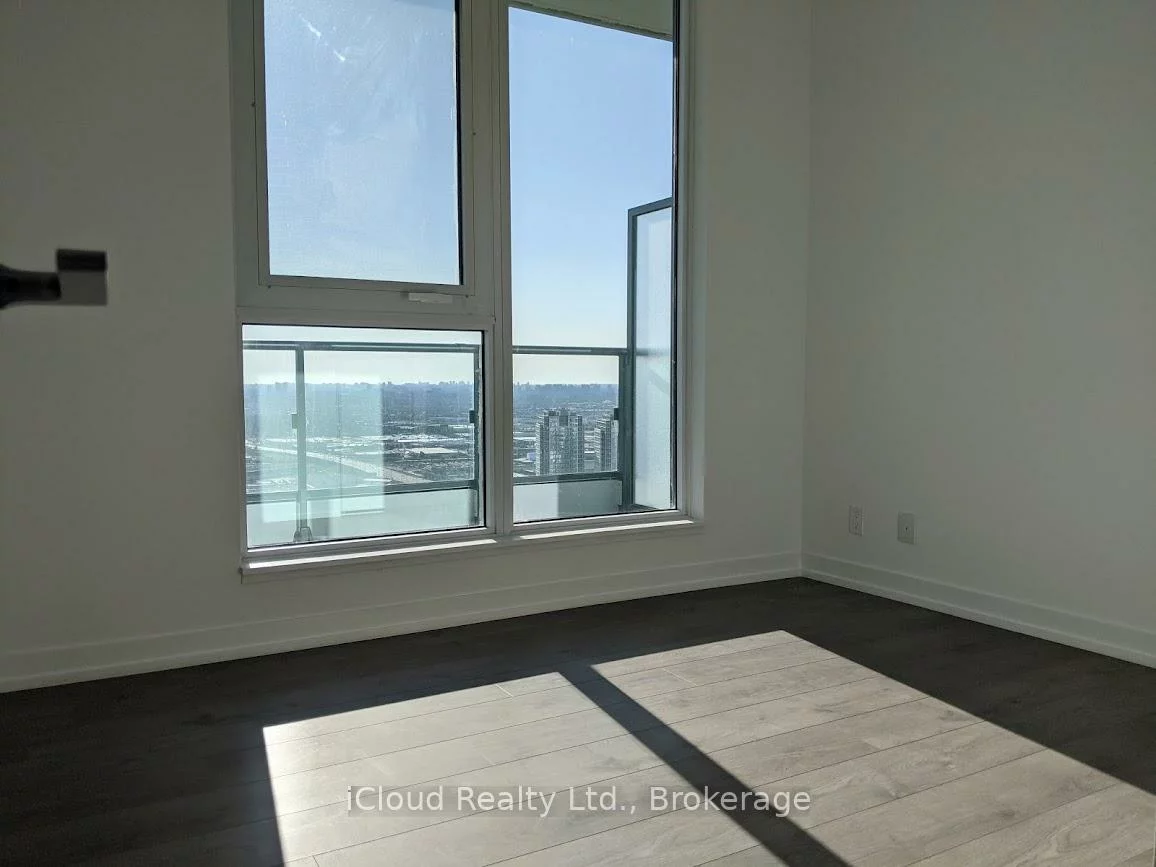 950, Portage, Vaughan Corporate Centre, Vaughan