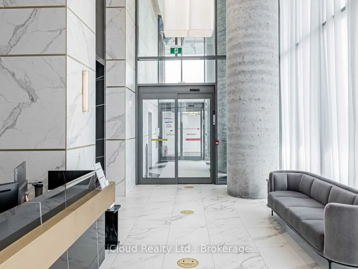 950, Portage, Vaughan Corporate Centre, Vaughan