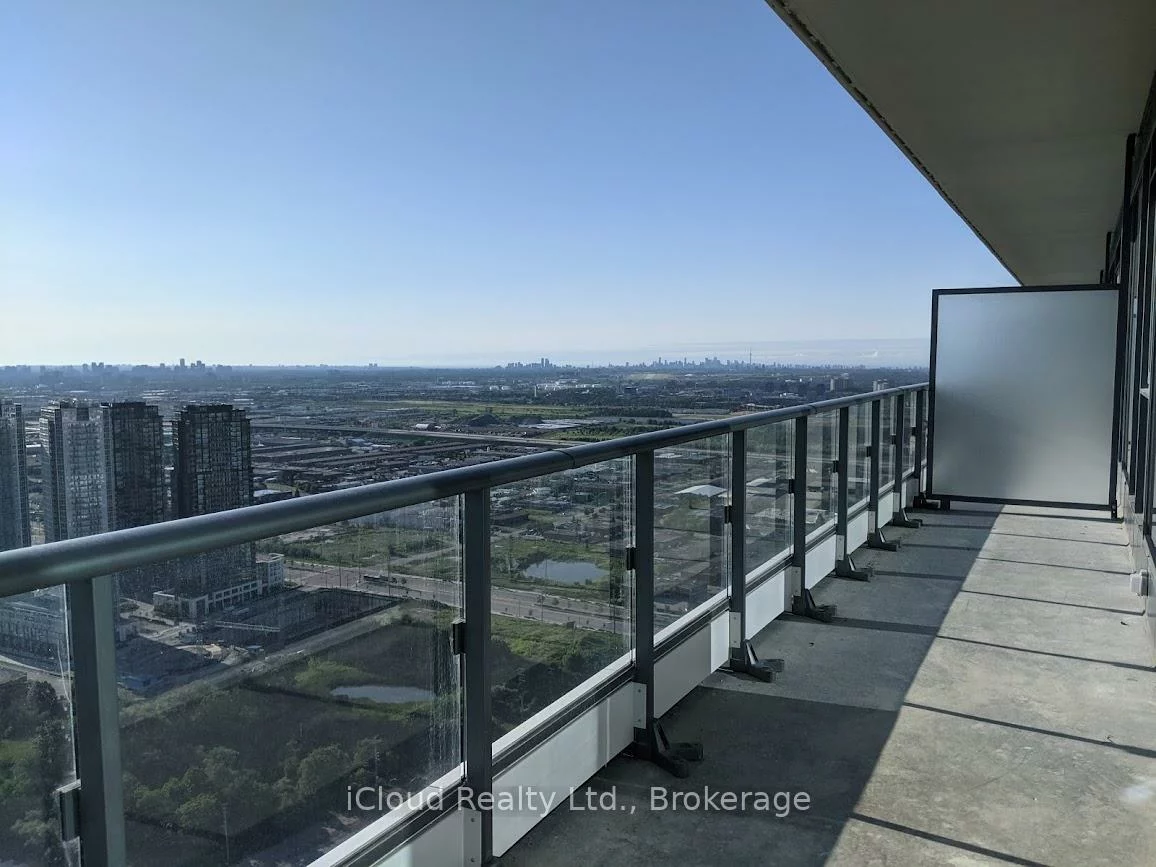 950, Portage, Vaughan Corporate Centre, Vaughan