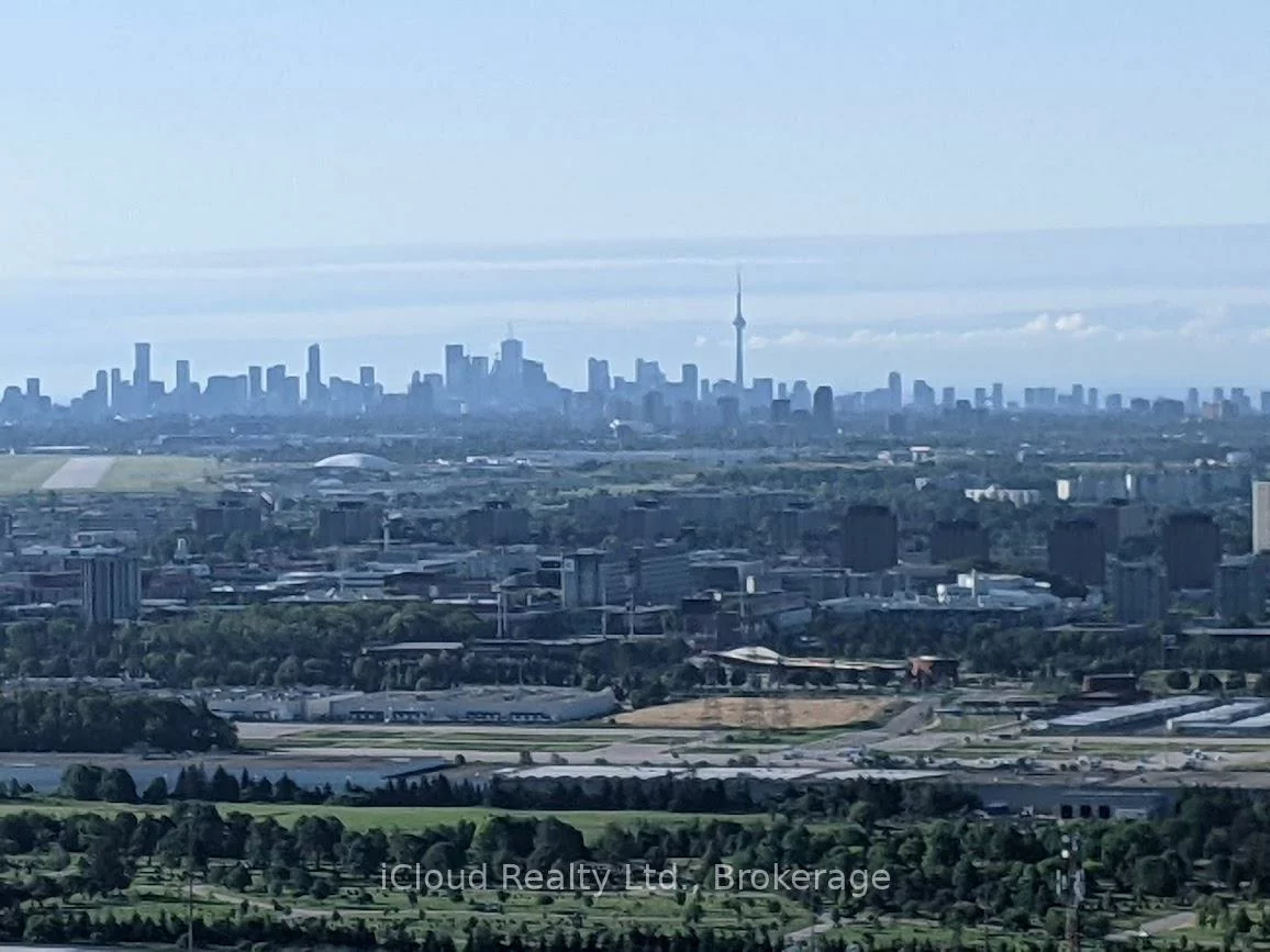 950, Portage, Vaughan Corporate Centre, Vaughan