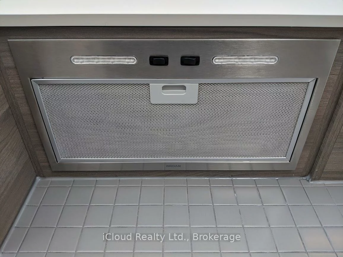 950, Portage, Vaughan Corporate Centre, Vaughan