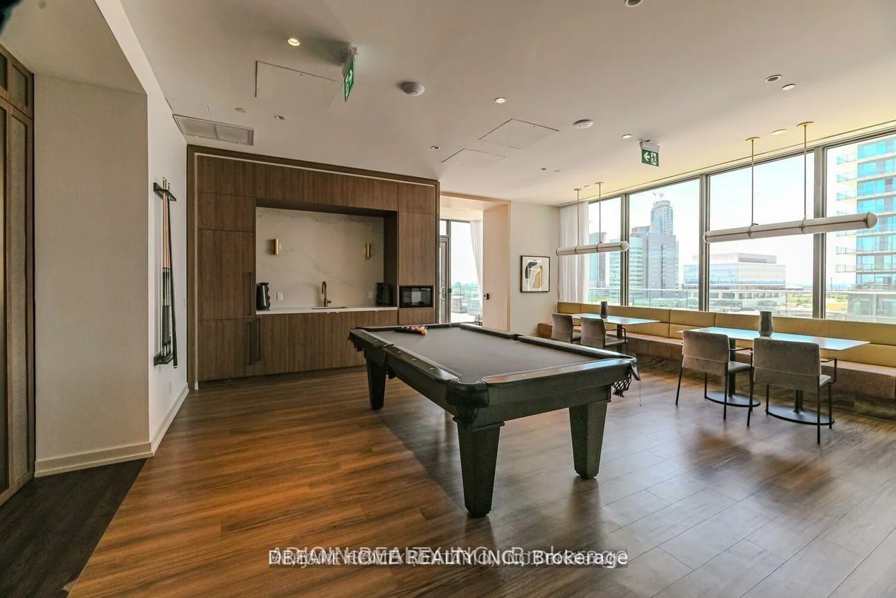 7890, Jane, Vaughan Corporate Centre, Vaughan