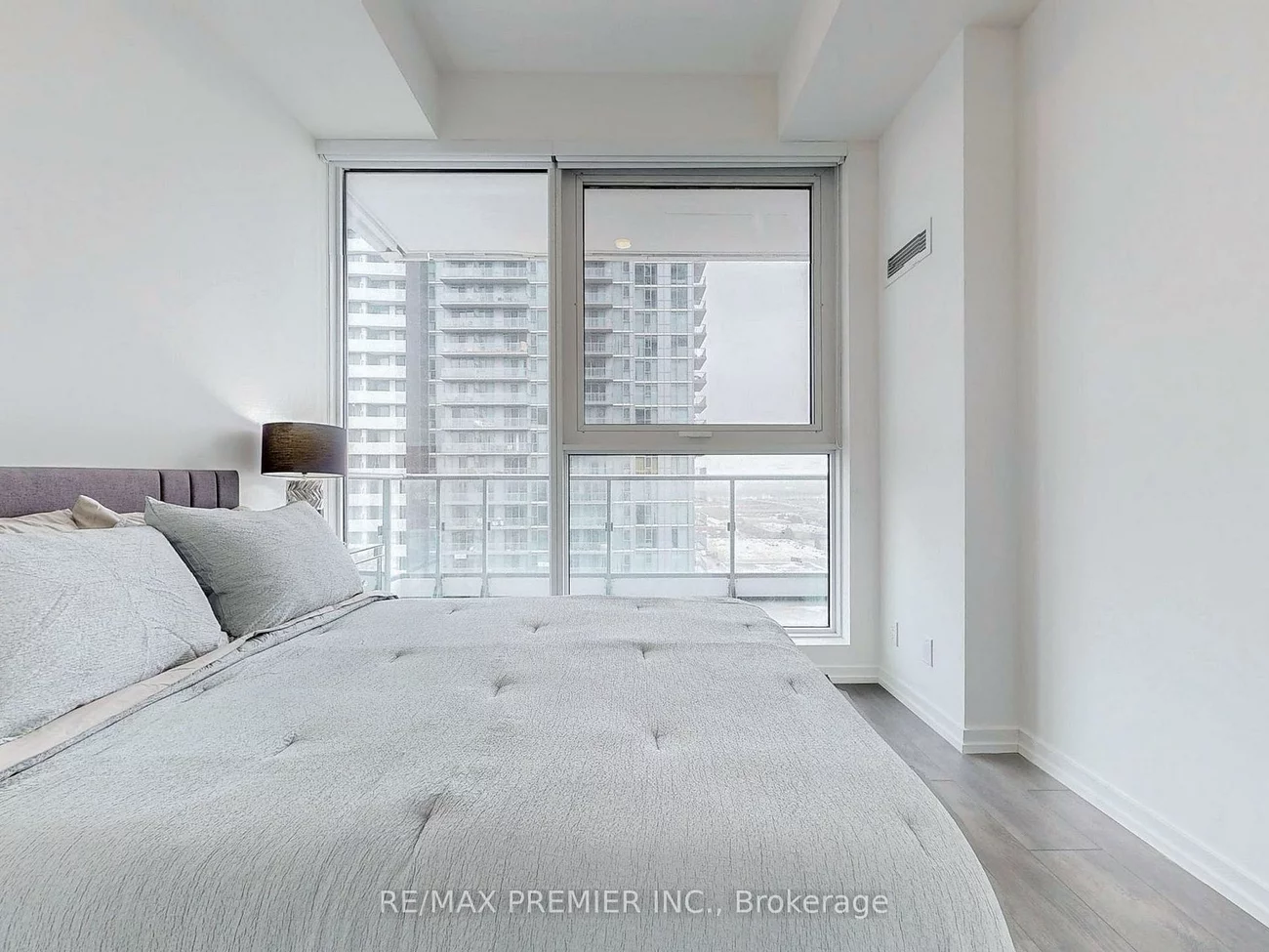 7890, Jane, Vaughan Corporate Centre, Vaughan