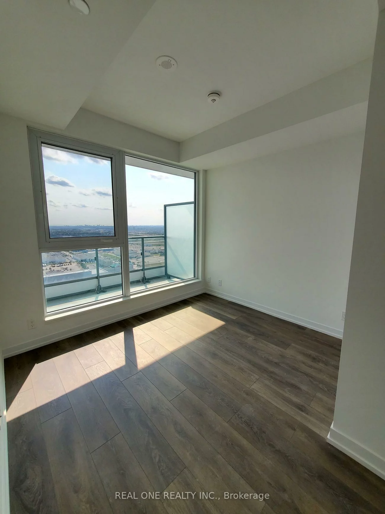 5, Buttermill, Vaughan Corporate Centre, Vaughan